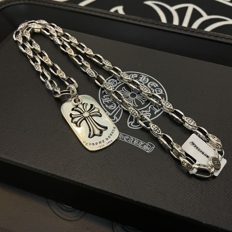 Ch*0me He**ts necklaces
